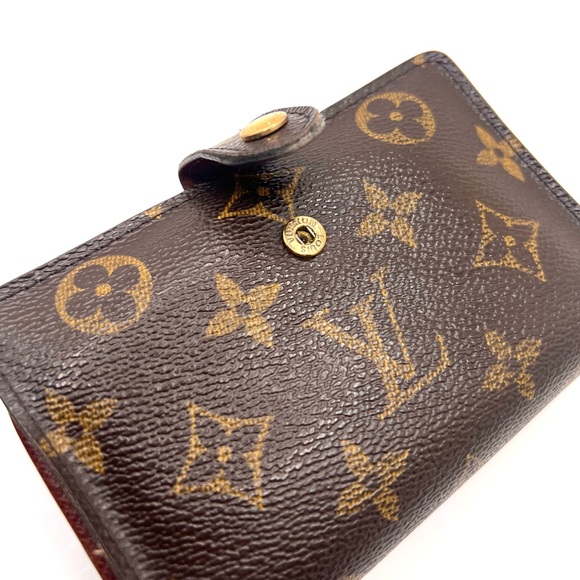 Authentic Louis Vuitton LV Monogram Compact Kiss Closure Wallet - Picture 16 of 16